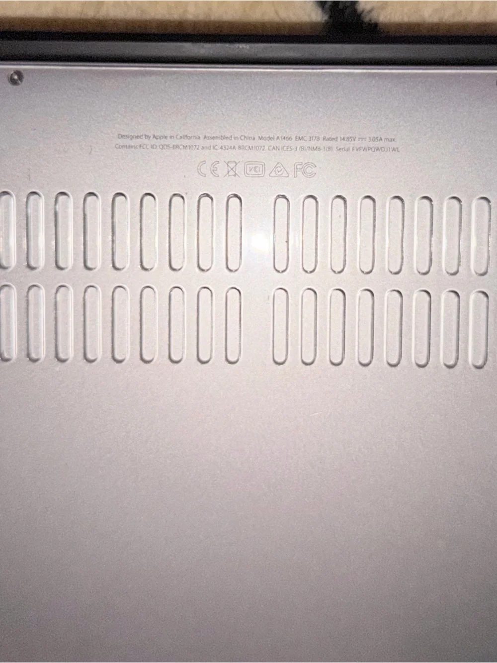 Silver restored Apple macbook air 2017 13”